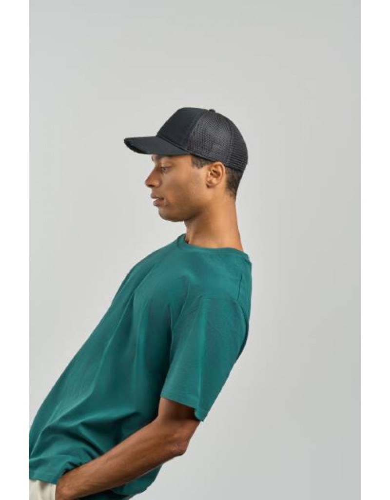 Șapcă Trucker cu 6 Panele „Rapper Destroyed”